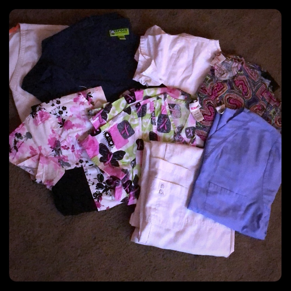 Woman’s scrubs